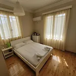 Petros בית הארחה 3*