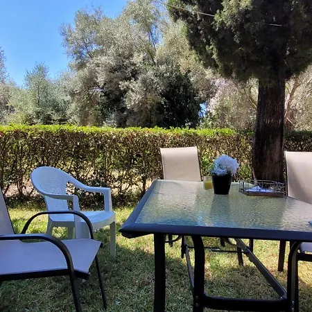 Petros 3* Nydri (Lefkada)