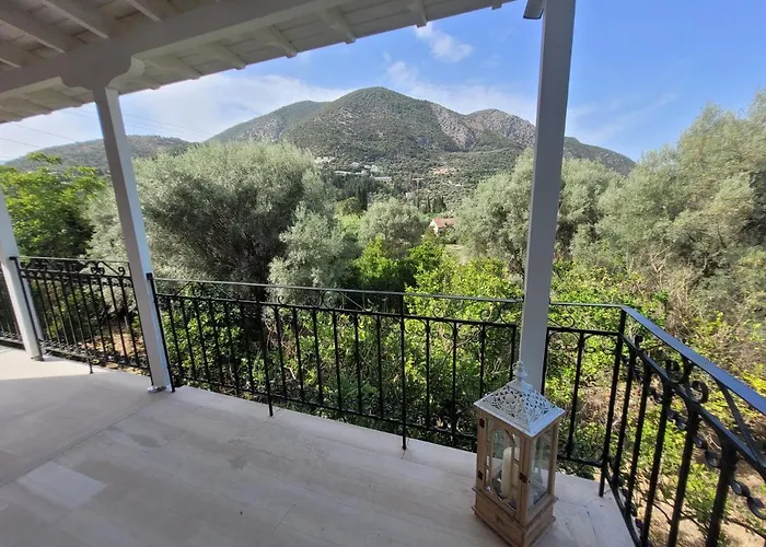 Petros 3* Nydri (Lefkada)