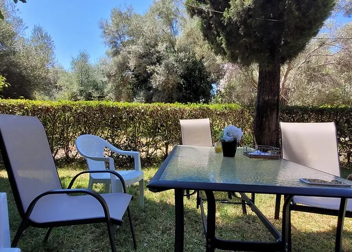 Petros 3* Nydri (Lefkada)